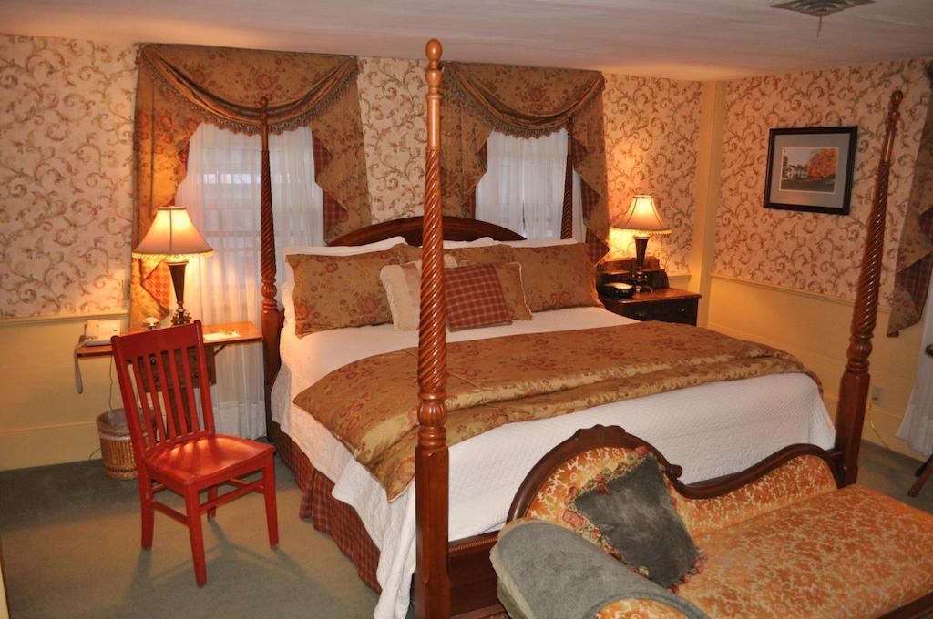 Colby Hill Inn Henniker Phòng bức ảnh